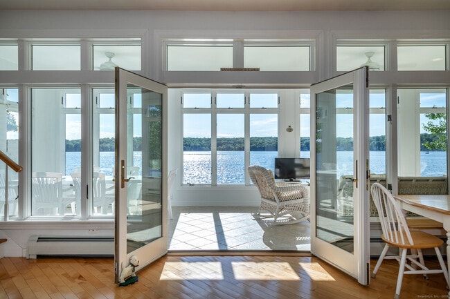 Building Photo - 300 Bantam Lake Rd Unit 10