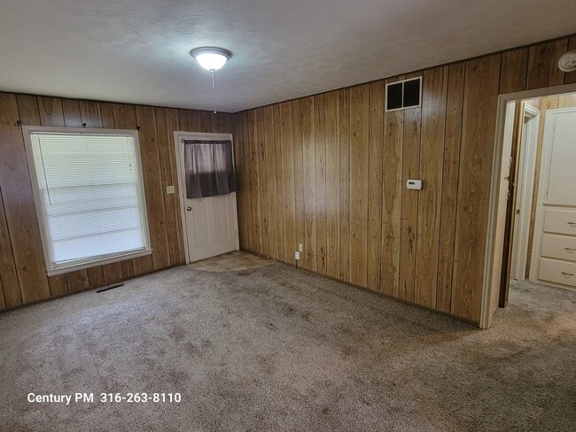 Photo - 1822 S Bonn Ave
