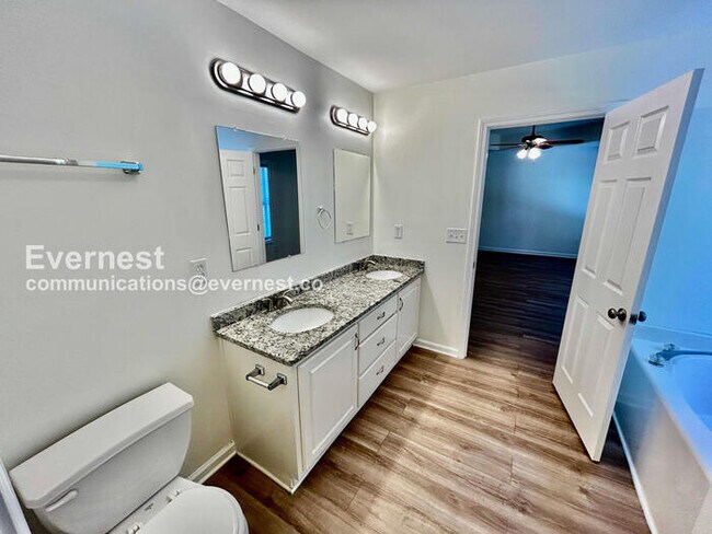 Photo - 158 Shadowbrooke Cir SW