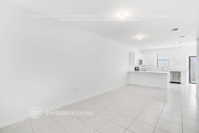 Photo - 2839 SW 16th Terrace