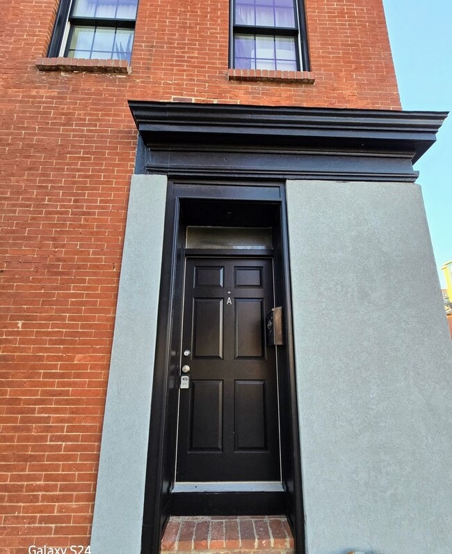 Building Photo - 401 S Eden St Unit A