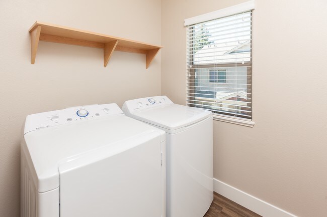Photo - Uptown Place Apartments