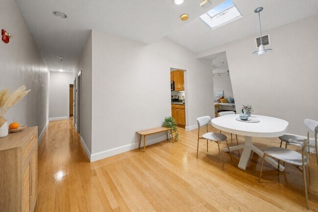 Photo - 1723 Washington St Unit 505
