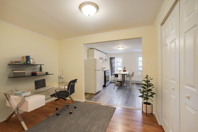 Building Photo - 219 Washington St