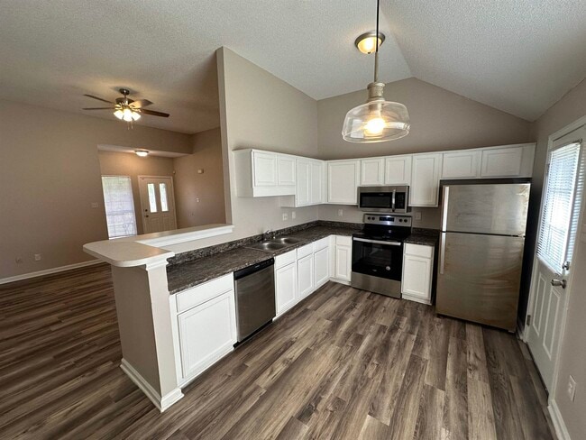 Photo - 3812 Clarion Dr