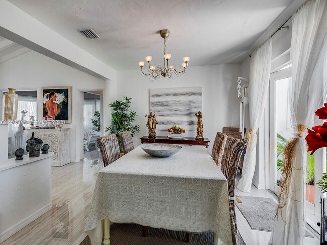 Photo - 6910 Rue Notre Dame