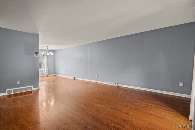 Photo - 35 Groton Dr