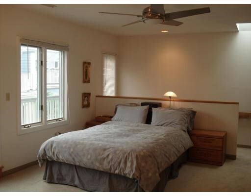 Photo - 43 Fresh Pond Pl Unit 43