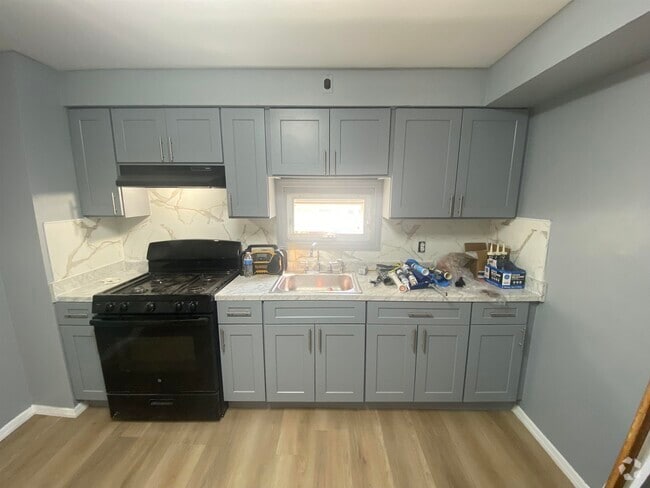 Building Photo - 468 Avenue A Unit 1 Rental