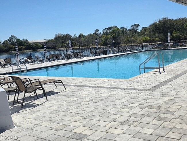 Photo - 9970 Sailview Ct Unidad 9