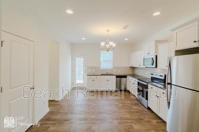 Photo - 109 Oxfordshire St