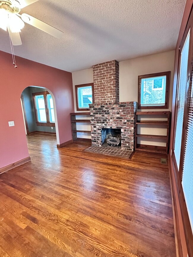 Photo - 923 E Hillcrest Dr Unit 2