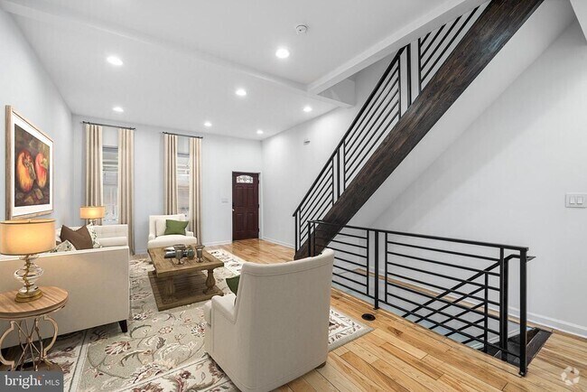 Building Photo - 4047 Green St Rental