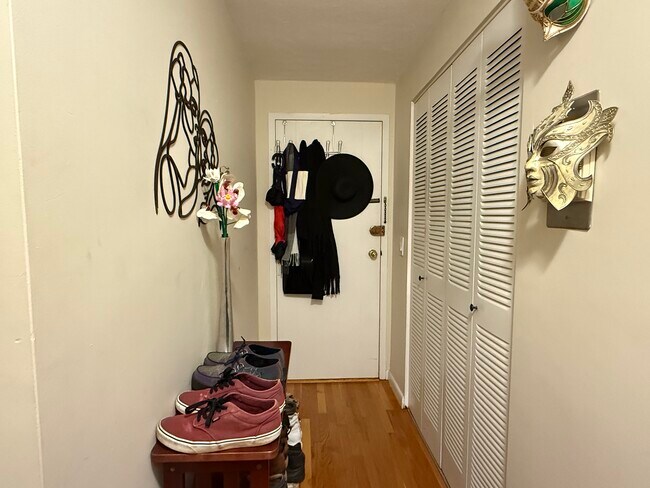 Photo - 197 Kent St Unit 15