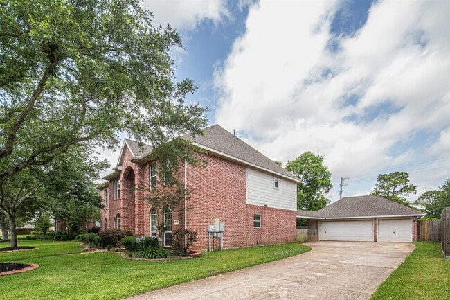 Photo - 312 Falcon Lake Dr