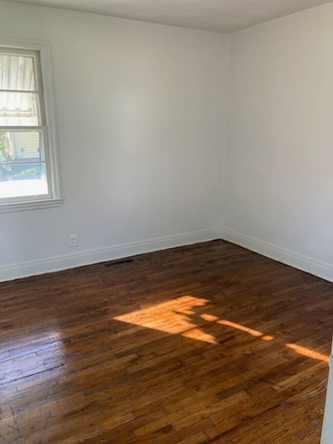 Photo - 705 Fourth st
