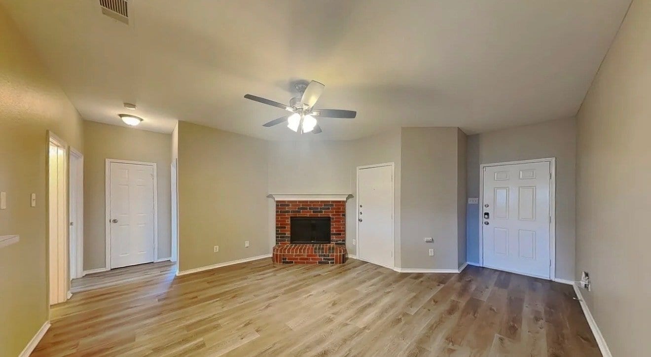 Photo - 1320 Cleardale Dr