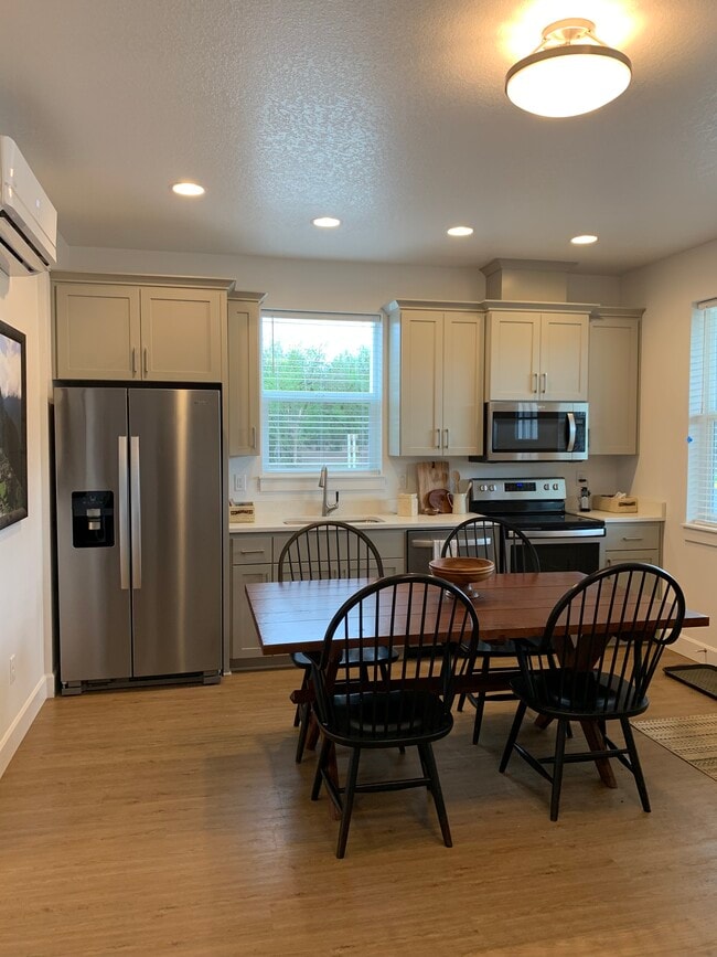 Photo - 3503 NE McDonald Ln