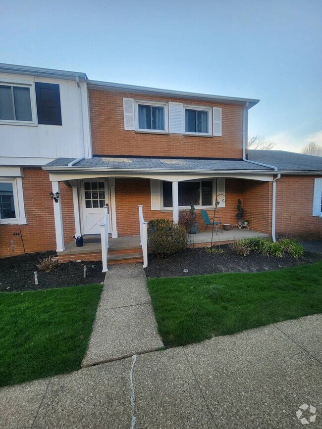 Building Photo - Charming 2-Bedroom Property in Prime Location Rental