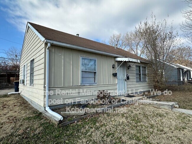 Photo - 8044 Wabash Ave