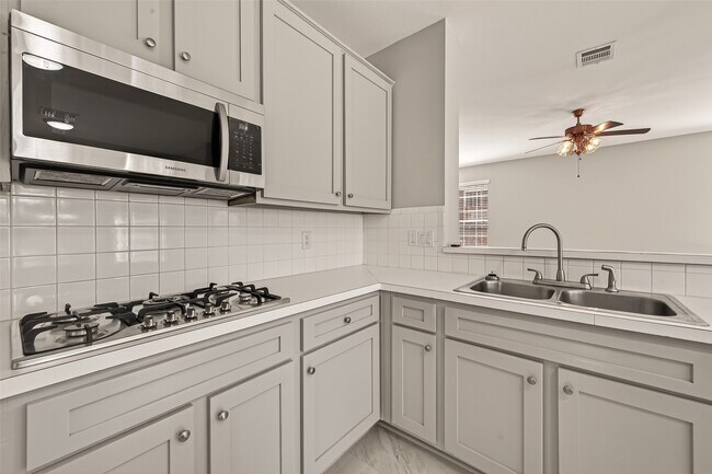 Photo - 7411 Pacific Ridge Ct