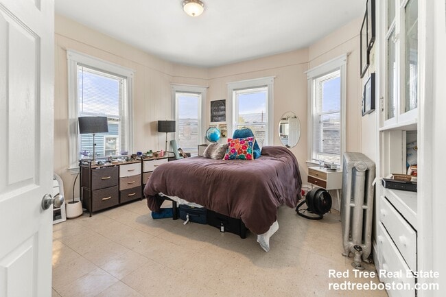 Photo - 175 River St Unidad 3