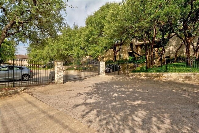 Photo - South Austin Condo located in Gated Community Off South 1st in Dawson Neighborhood