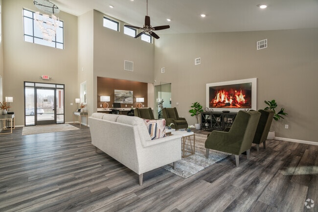 Belmond Flats - Interior Clubhouse