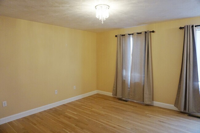 Photo - 118 Smith St