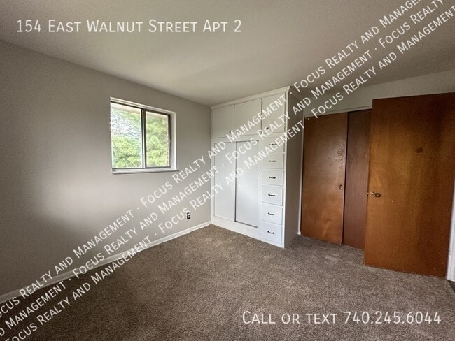 Photo - 154 E Walnut St Unit 2