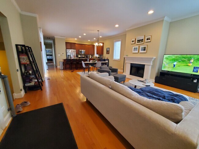 Living/Dining Room/Kitchen - 2531 W Moffat St Condo Unit 1
