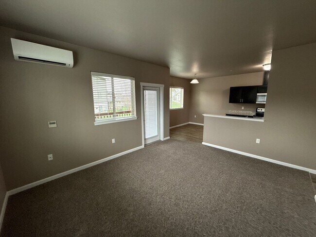 Photo - 4261 Hawthorne Ave NE Unit 217