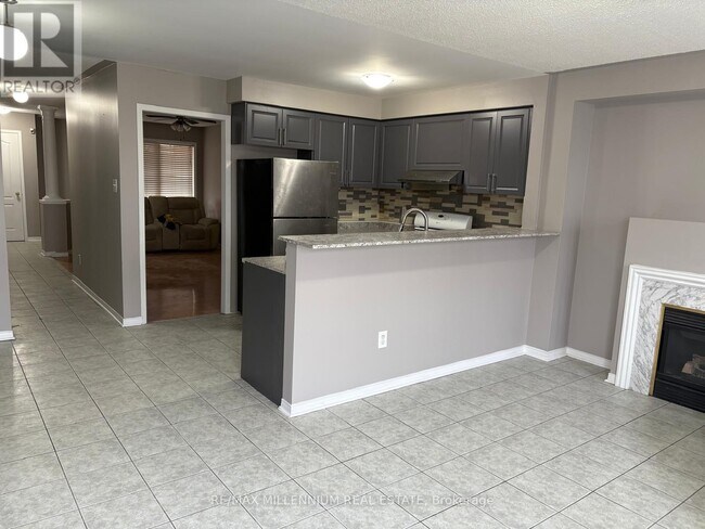 Photo - 29 Needlewood Ln