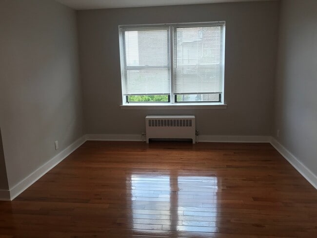 Photo - 1104 Palisade Ave Unit 4L