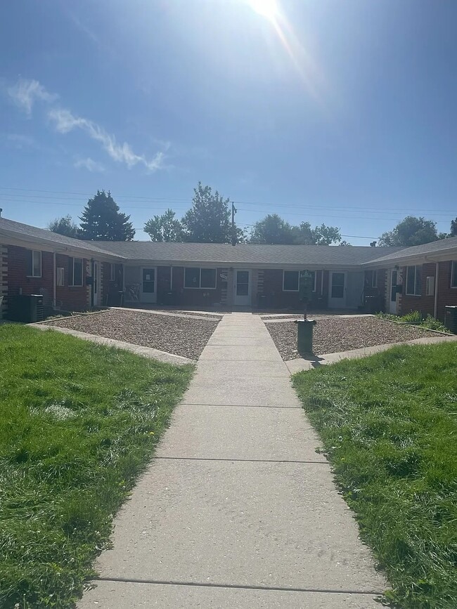 Building Photo - 4560 Everett Ct Unit 4560