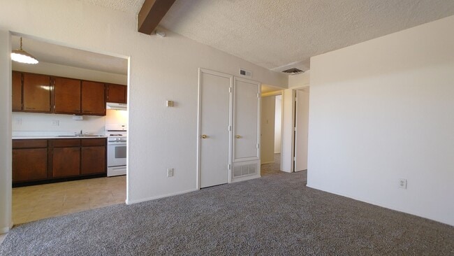 Photo - General Marshall St (308) Unit 1