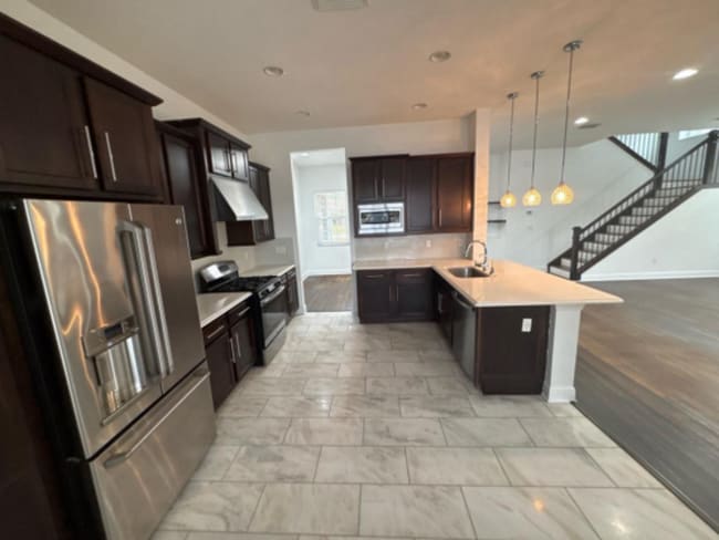 Photo - 2684 Tarragona Wy