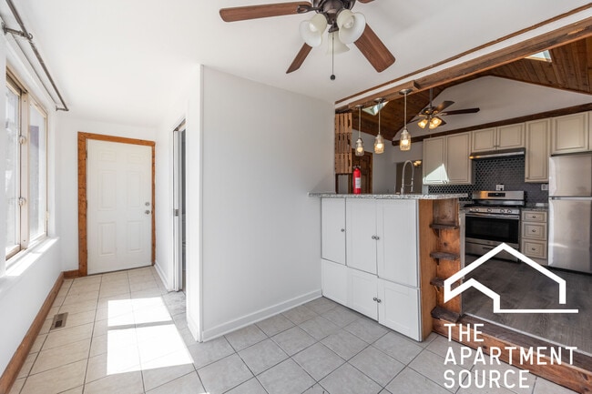 Photo - 3147 N Spaulding Ave Unit SFH