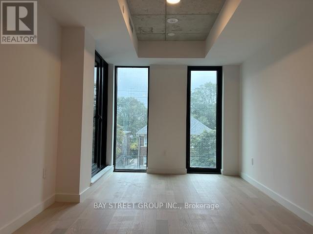 Photo - 1720 Bayview Ave Unit 225