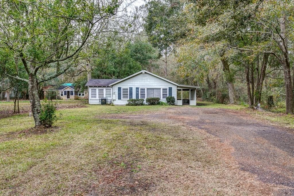 Photo - 3128 Club House Rd