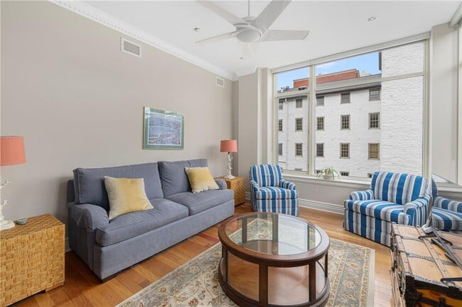 Photo - 341 Thames St Unit 209 S