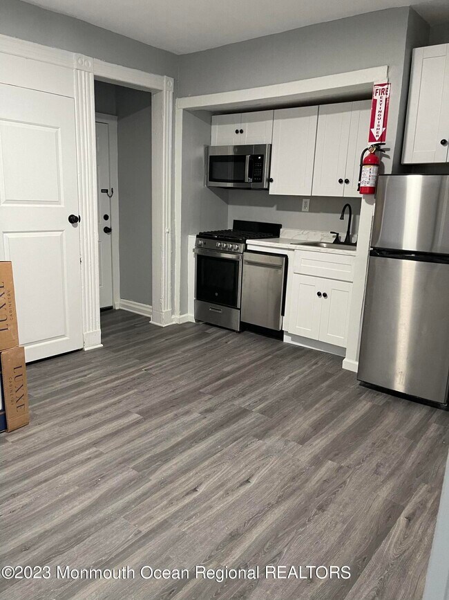 Photo - 309 2nd Ave Unidad 2