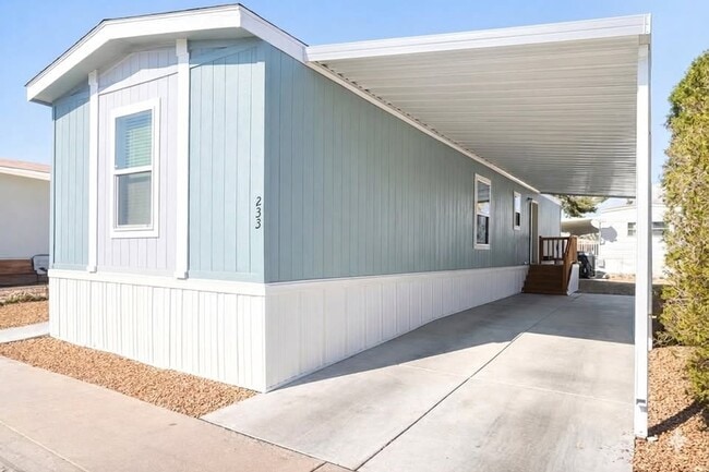 Building Photo - 2627 S Lamb Blvd