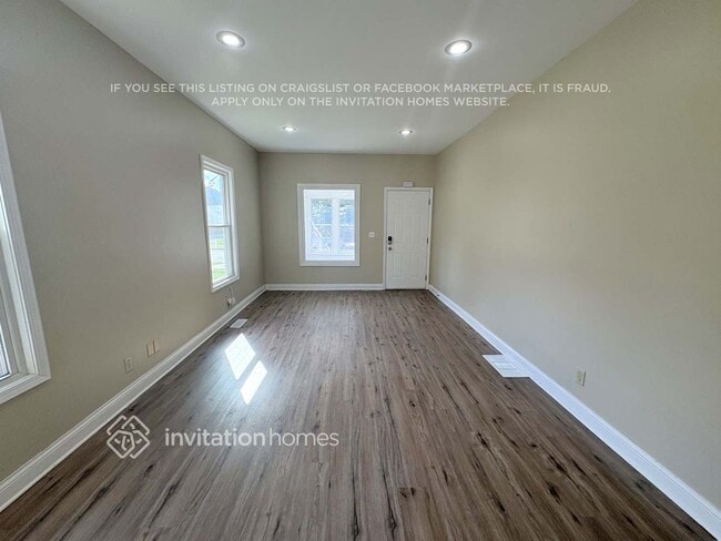 Photo - 1024 25th Ave SE