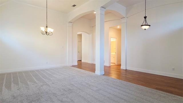 Photo - 1304 Hillcrest Dr