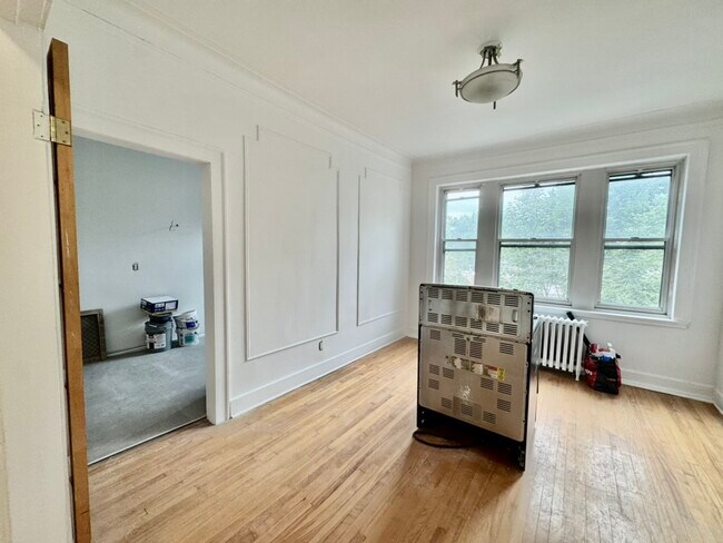 Photo - 3855 Av Northcliffe