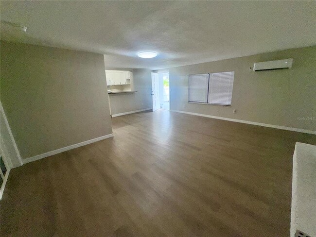1111 Romano Ave