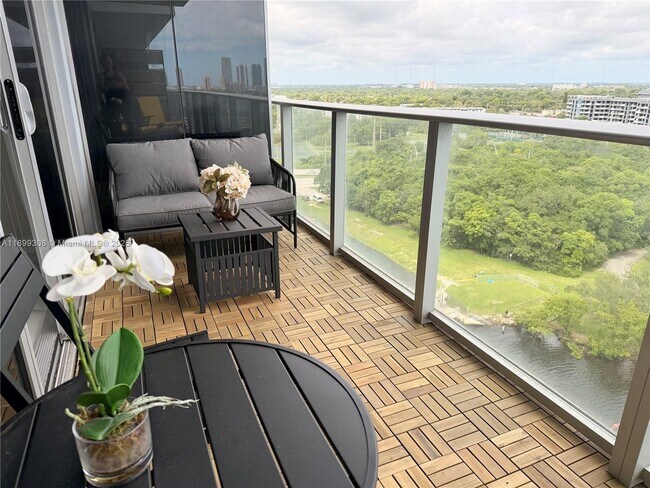Photo - 16385 Biscayne Blvd Unit 1505