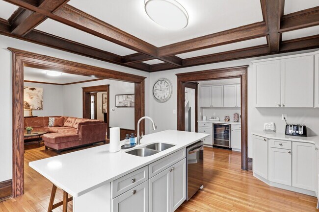 Photo - Furnished 10-Bedroom Single-Family Home in Buffalo