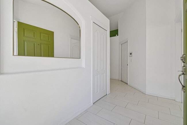 Photo - 7527 Oxford Garden Cir